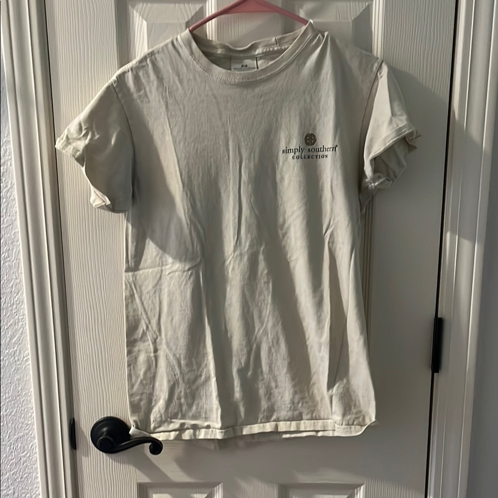 Simply Southern Cream Casual Short Sleeve Tee